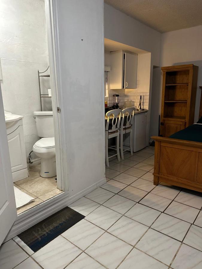 Cozy Queen Bed Studio With 60 Inch Smart Tv, Netflix, Airplay, Mini-Fridge, And 500 Mbps Wifi Near Fiu, Dolphin Mall, Airport Miami Ngoại thất bức ảnh